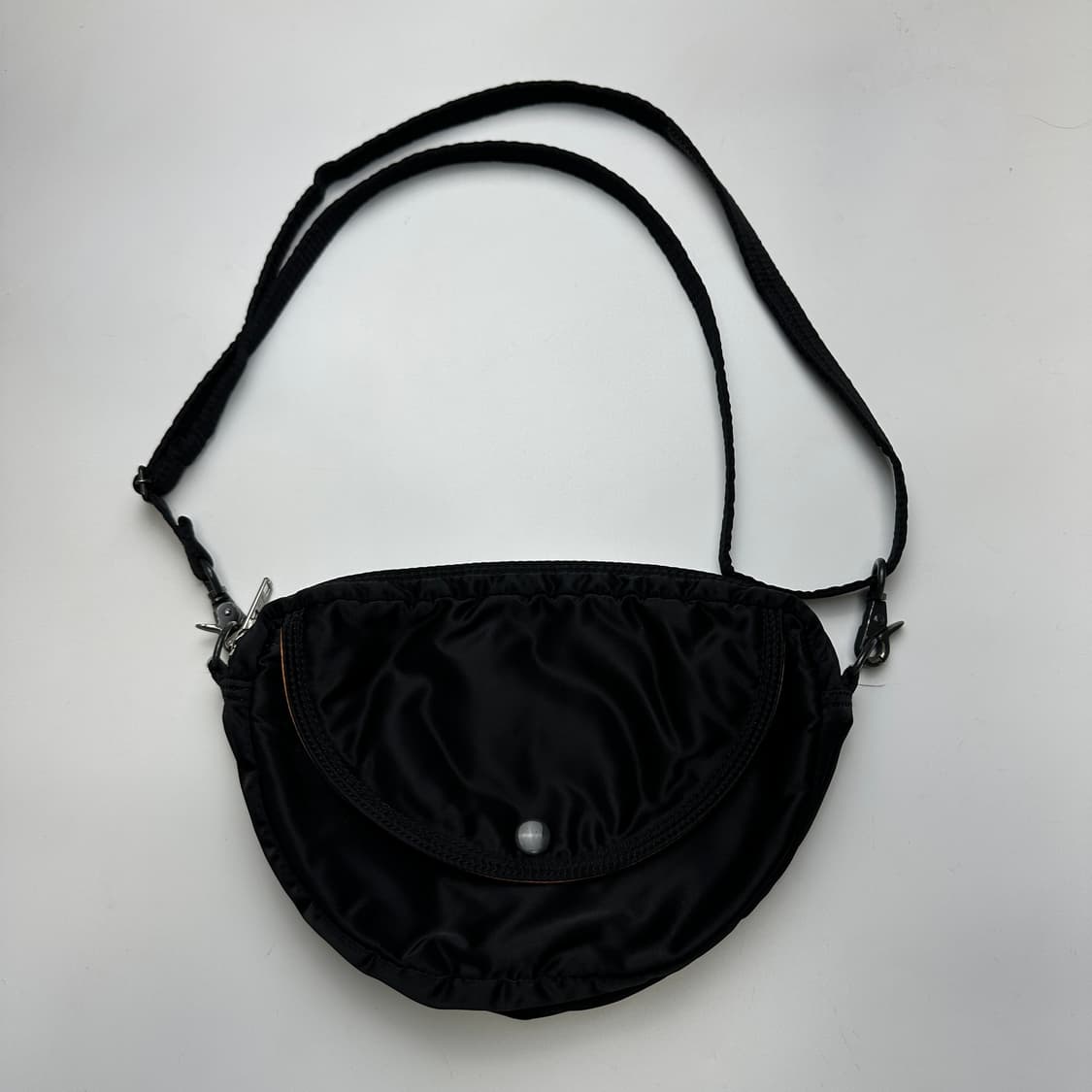 PORTER TANKER SHOULDER BAG 포터 탱커 숄더백 상품이미지1