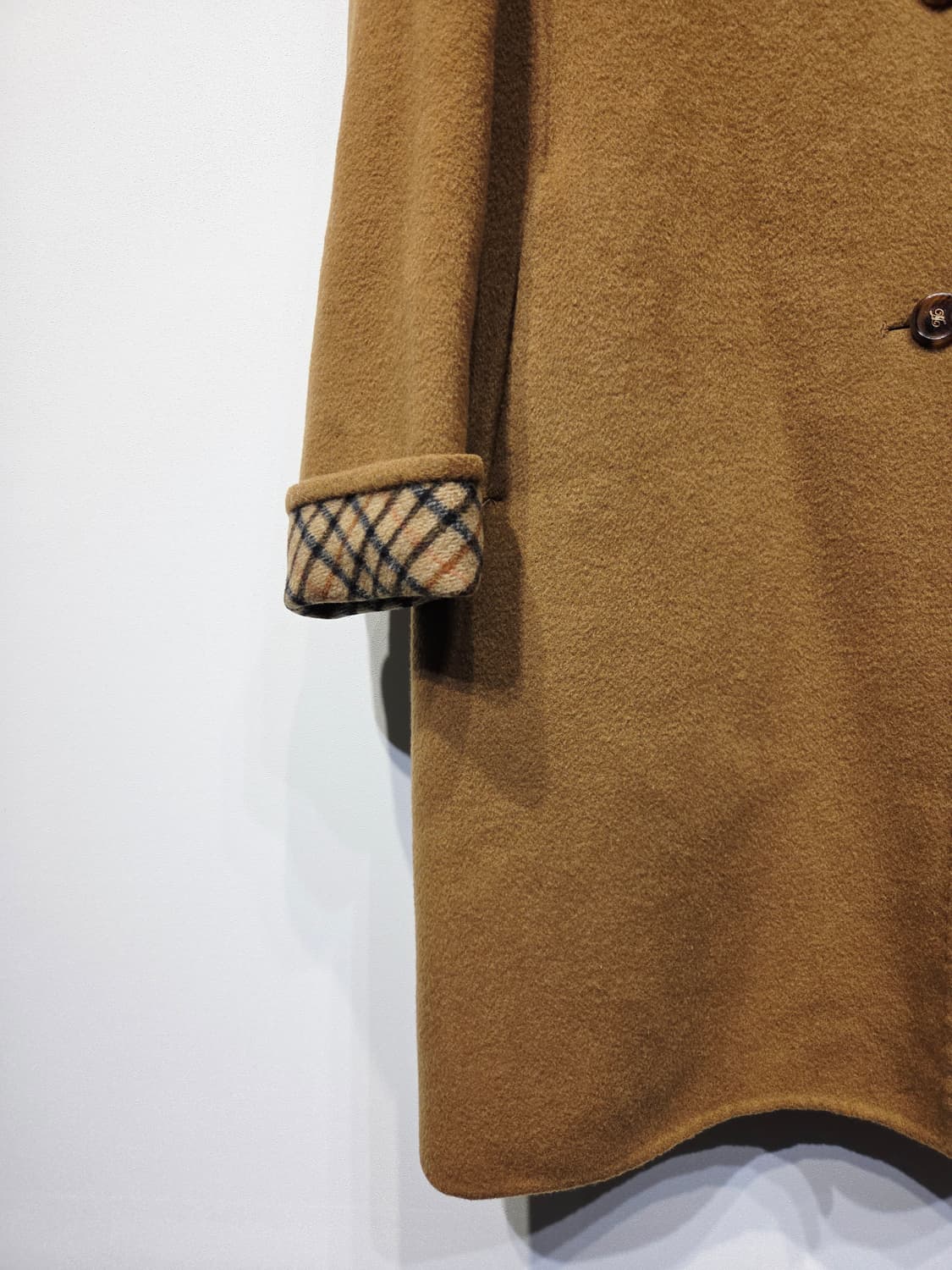 DAKS 닥스 울 100% 시그니처 체크 카멜 코트 상품이미지4