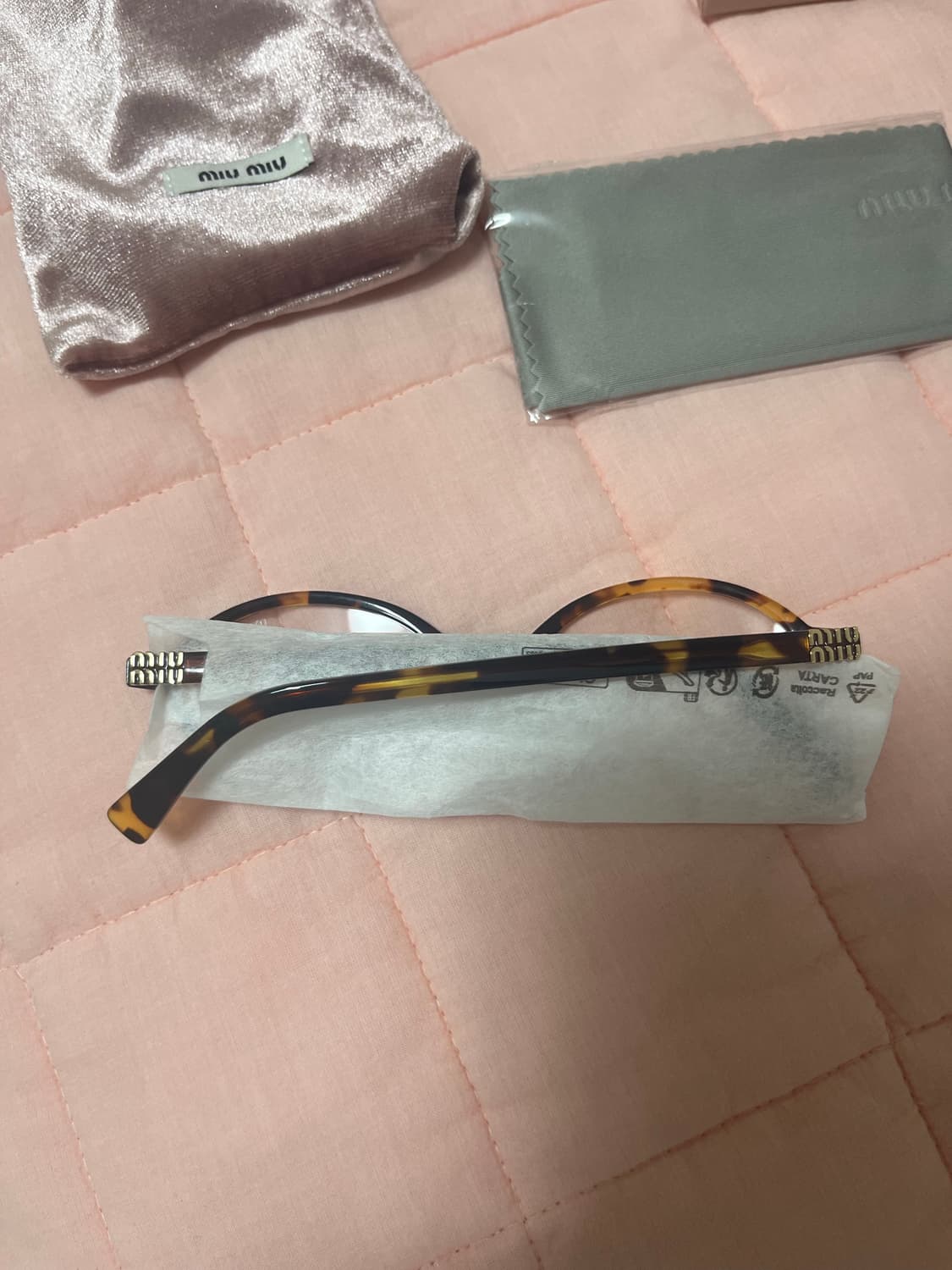 미우미우 리가드 얼터너티브핏  상품이미지5