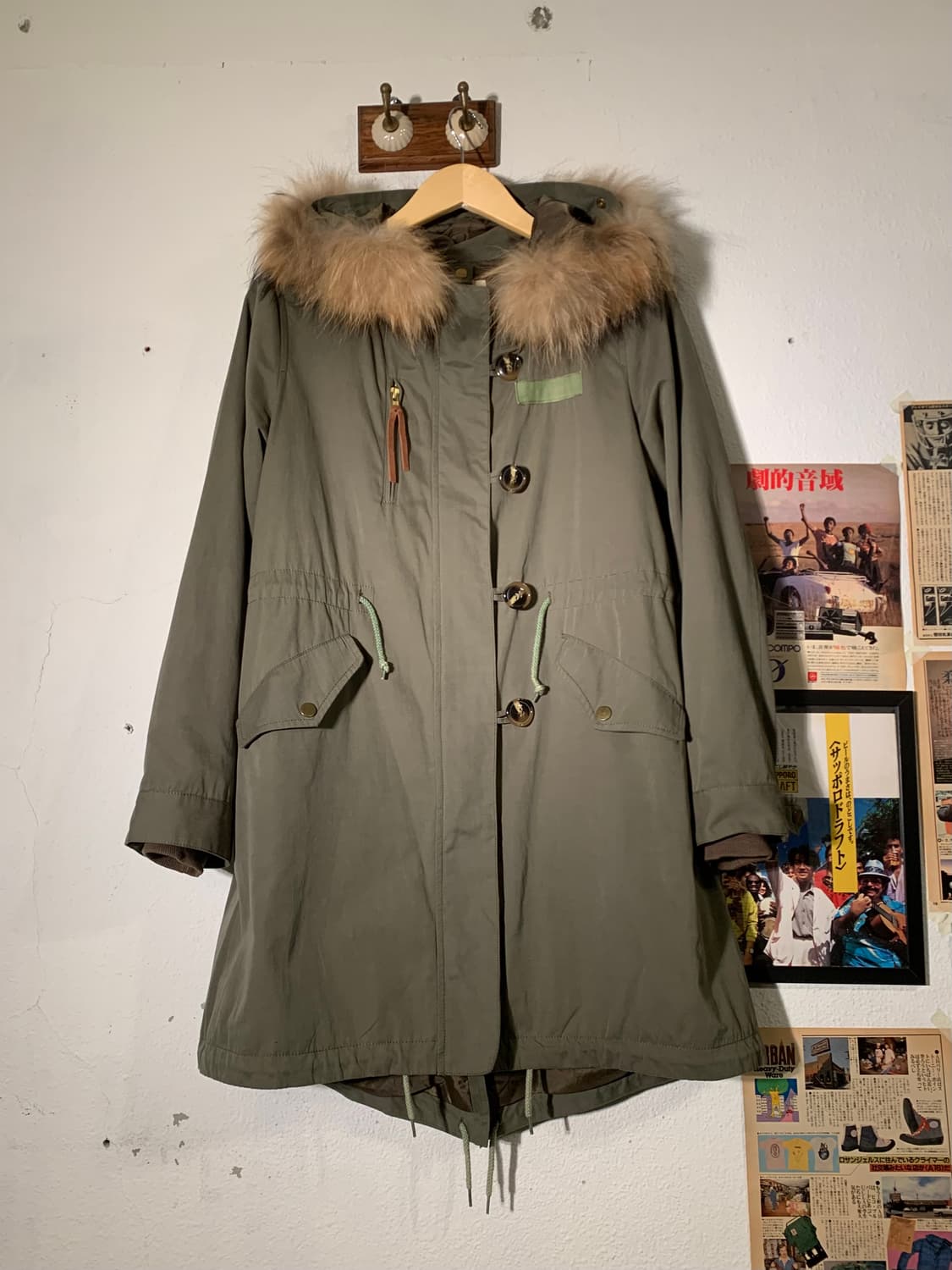 레이빔즈 사이드버튼 피쉬테일 개파카 상품이미지1