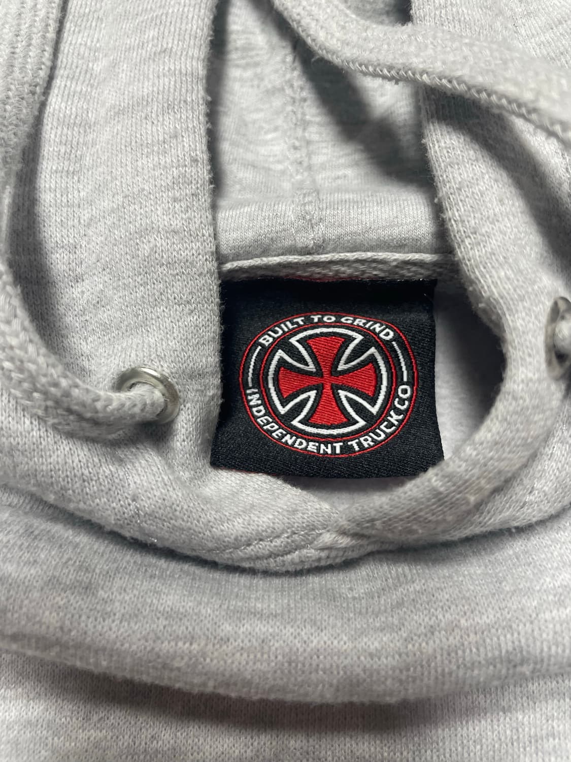 인디펜던트 트레셔 후드티 상품이미지4