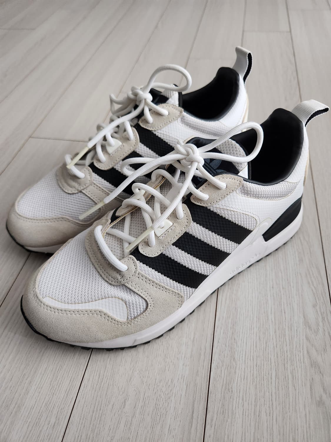 새상품급)아디다스 남녀공용 운동화 ZX 700 HD FY1103 스니커즈 상품이미지1