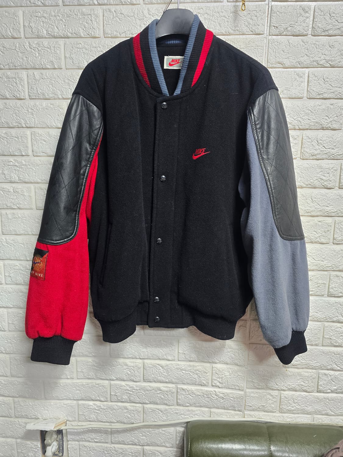 한국나이키 에어 바시티 점퍼 100 상품이미지1