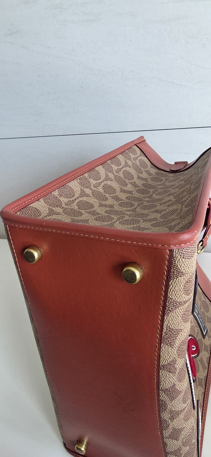 코치 시그니처 패치 토트백 상품이미지7