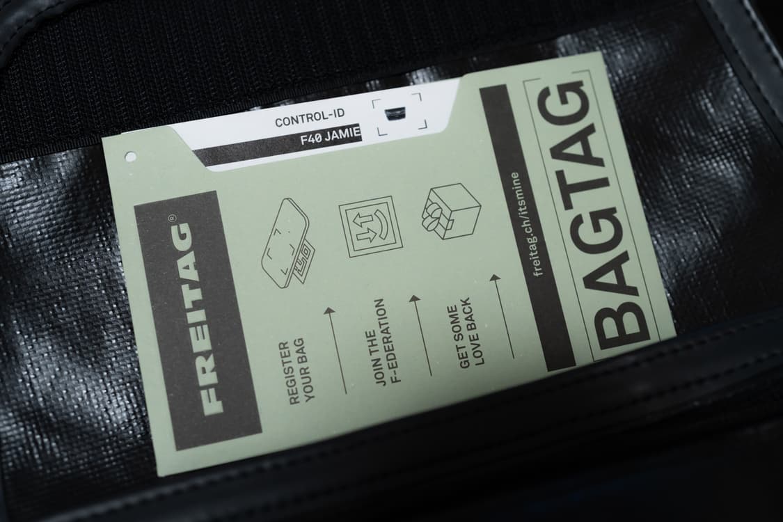 프라이탁 F40 Jamie 제이미 올블랙(블랙 포켓) 크로스백 슬링백 상품이미지10