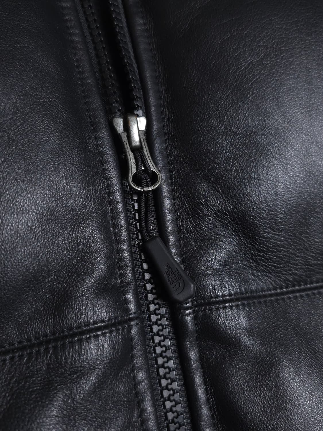 [M] 슈프림 노스페이스 레더 눕시 패딩 블랙 상품이미지5