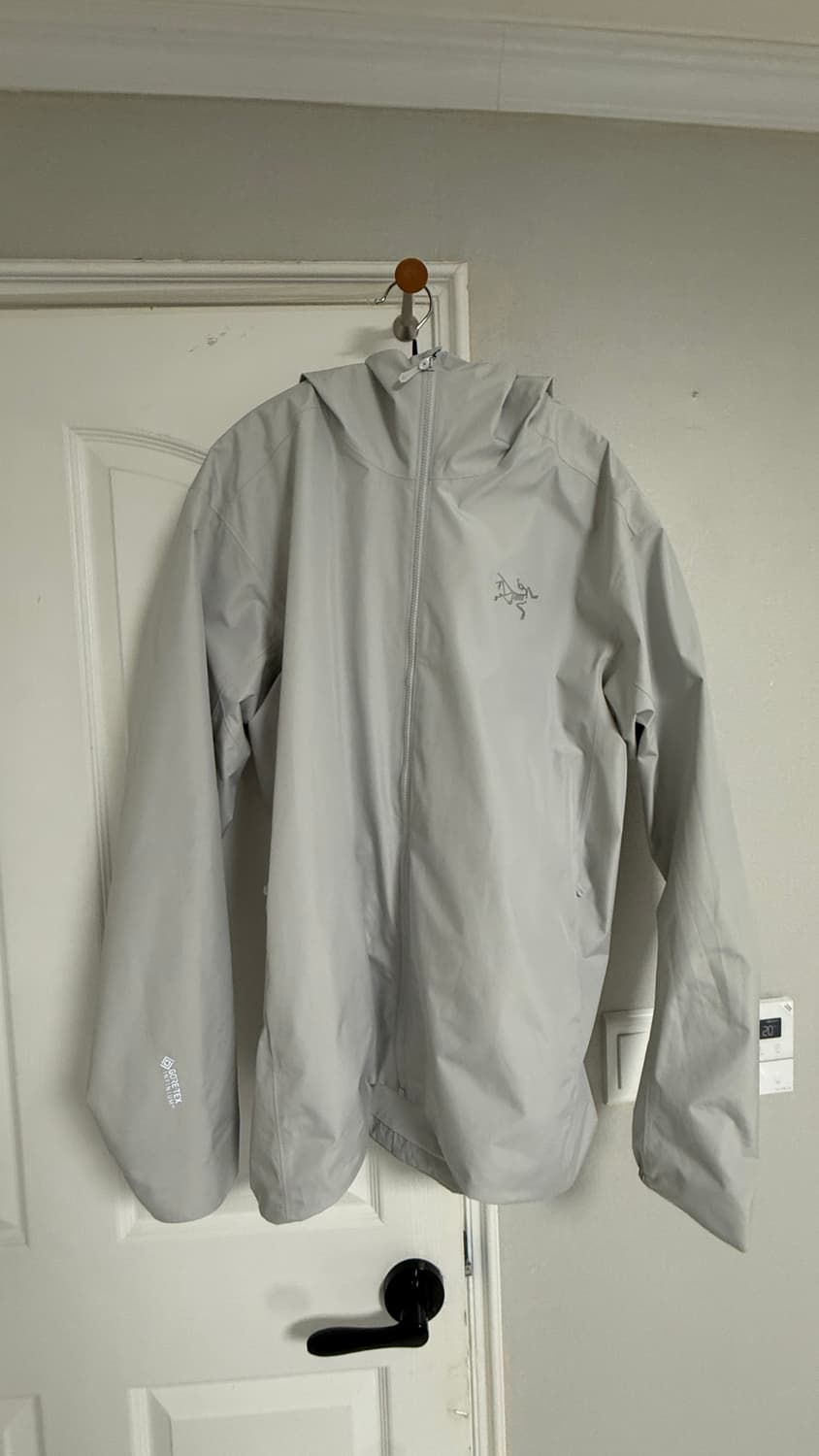 아크테릭스 솔라노 후디 솔리튜드 l 상품이미지1