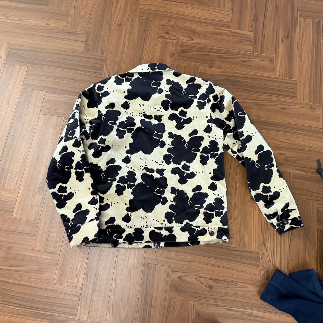 슈프림 카우 벨벳 자켓 상품이미지2