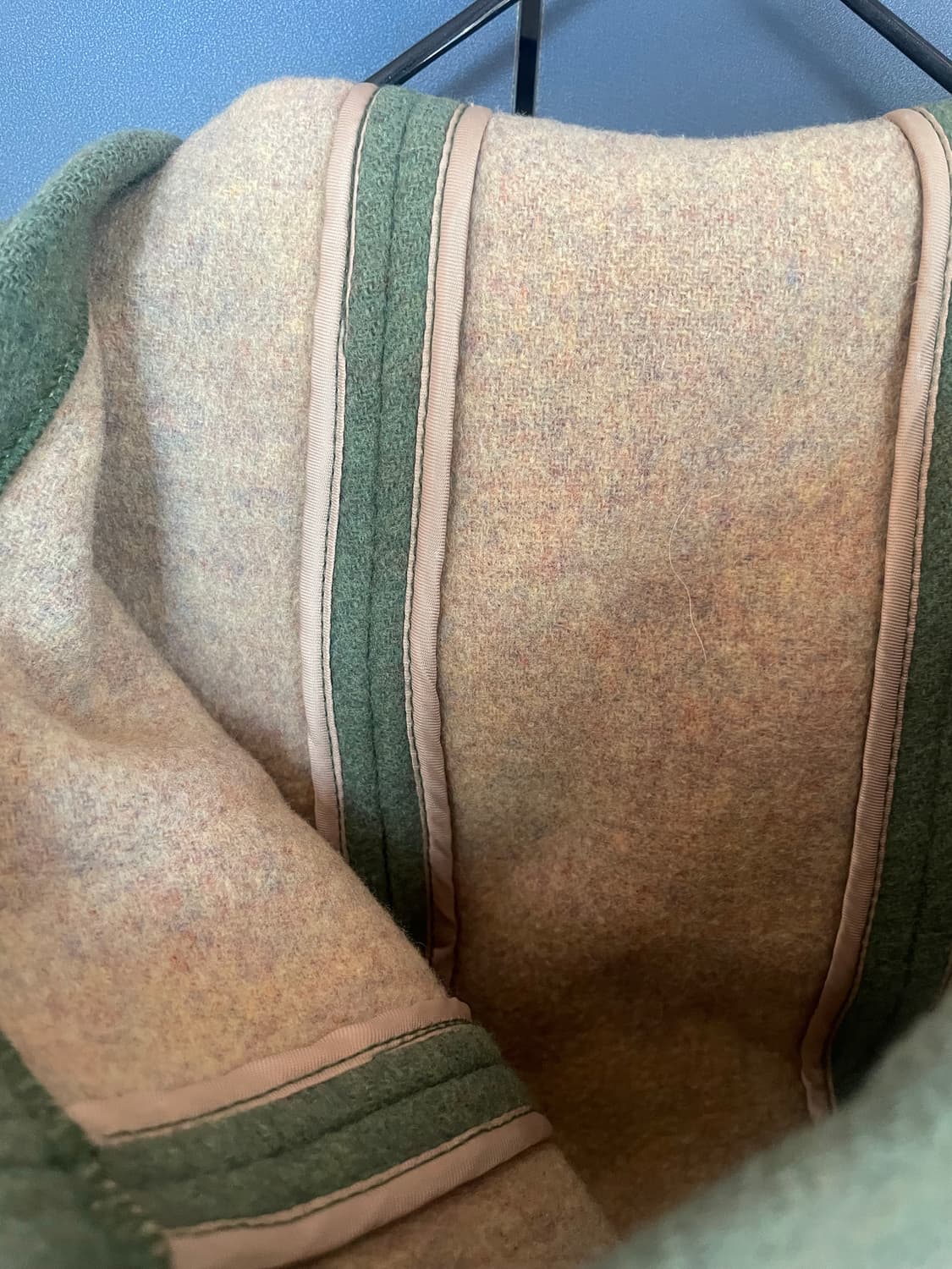 실베르꼬쉬 뮤트 올리브 그린 모리 하구미 후드 하프코트 상품이미지7