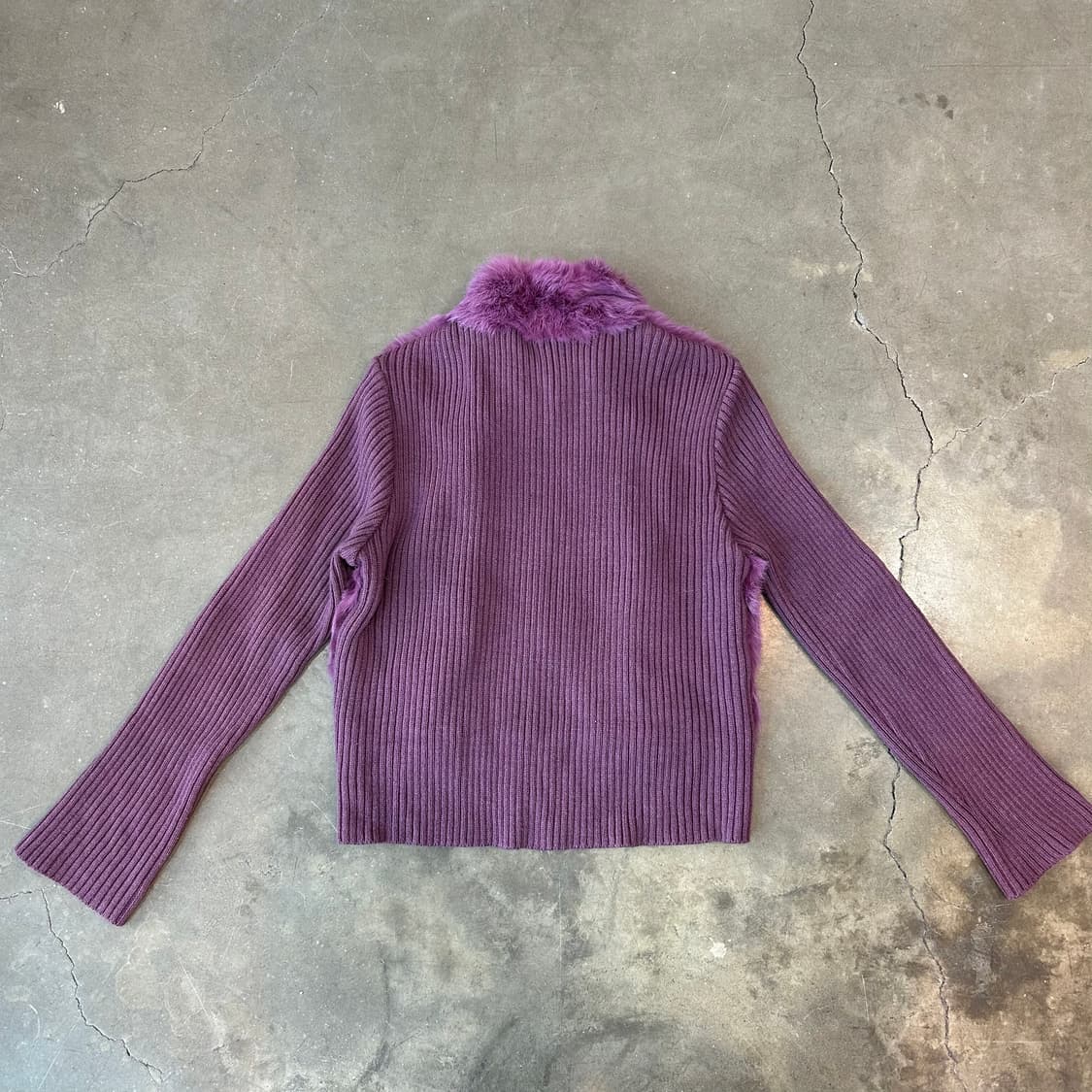 레빗퍼 퍼플 니트 집업 상품이미지6