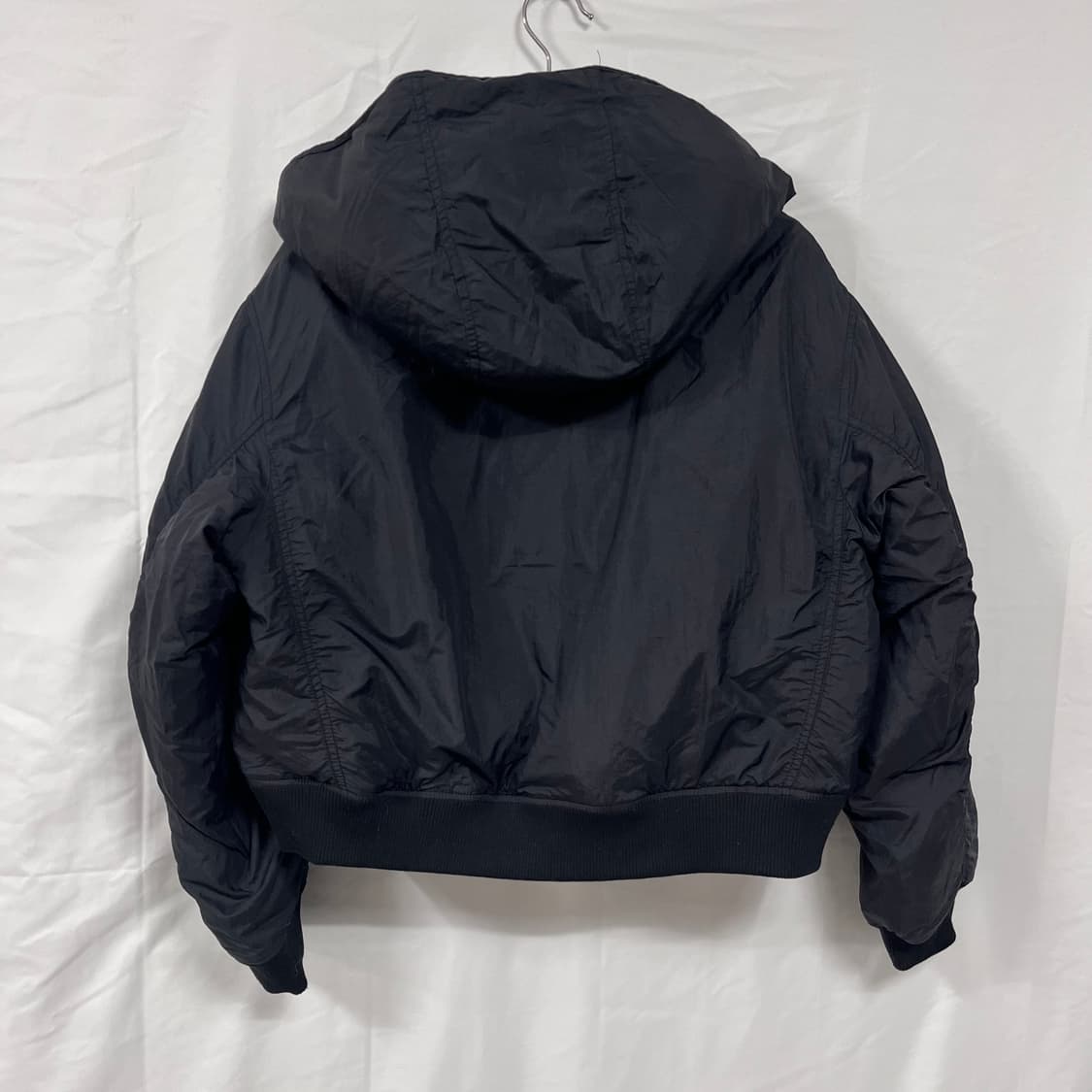 토잉크(TOINQ) 덕다운 크롭 후드 패딩 상품이미지3