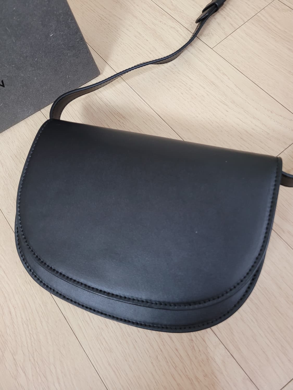 엘바테게브 Elbategev 미니백 블랙 (크로스백)  상품이미지3