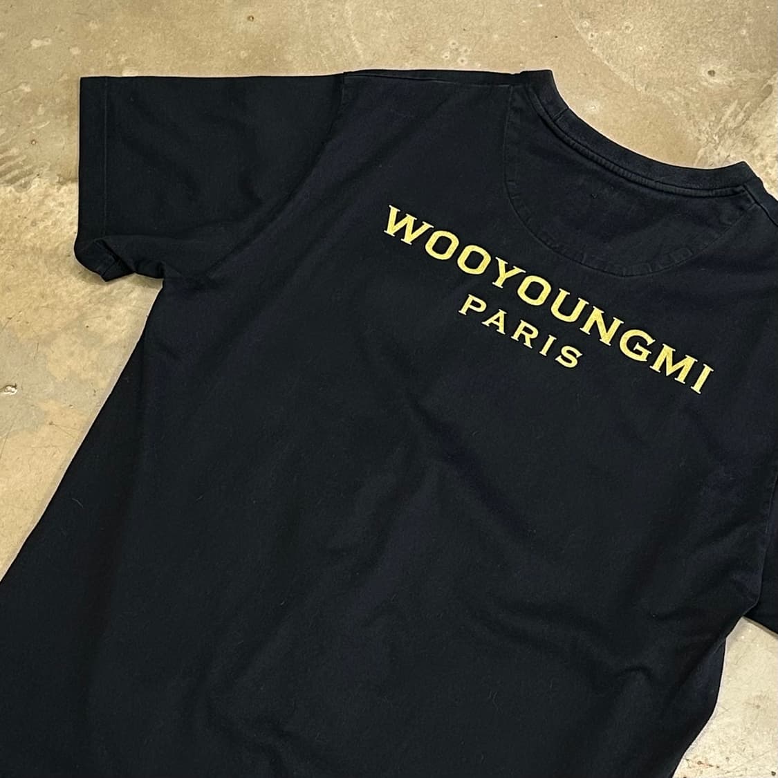 46 우영미 빅 레터링 프린팅 반팔티 상품이미지1