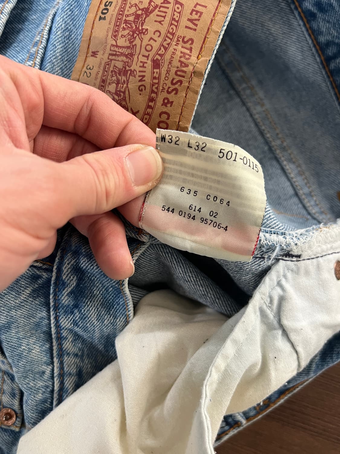 90s USA Levis 리바이스 501 스트레이트 연청 데님 팬츠 상품이미지8