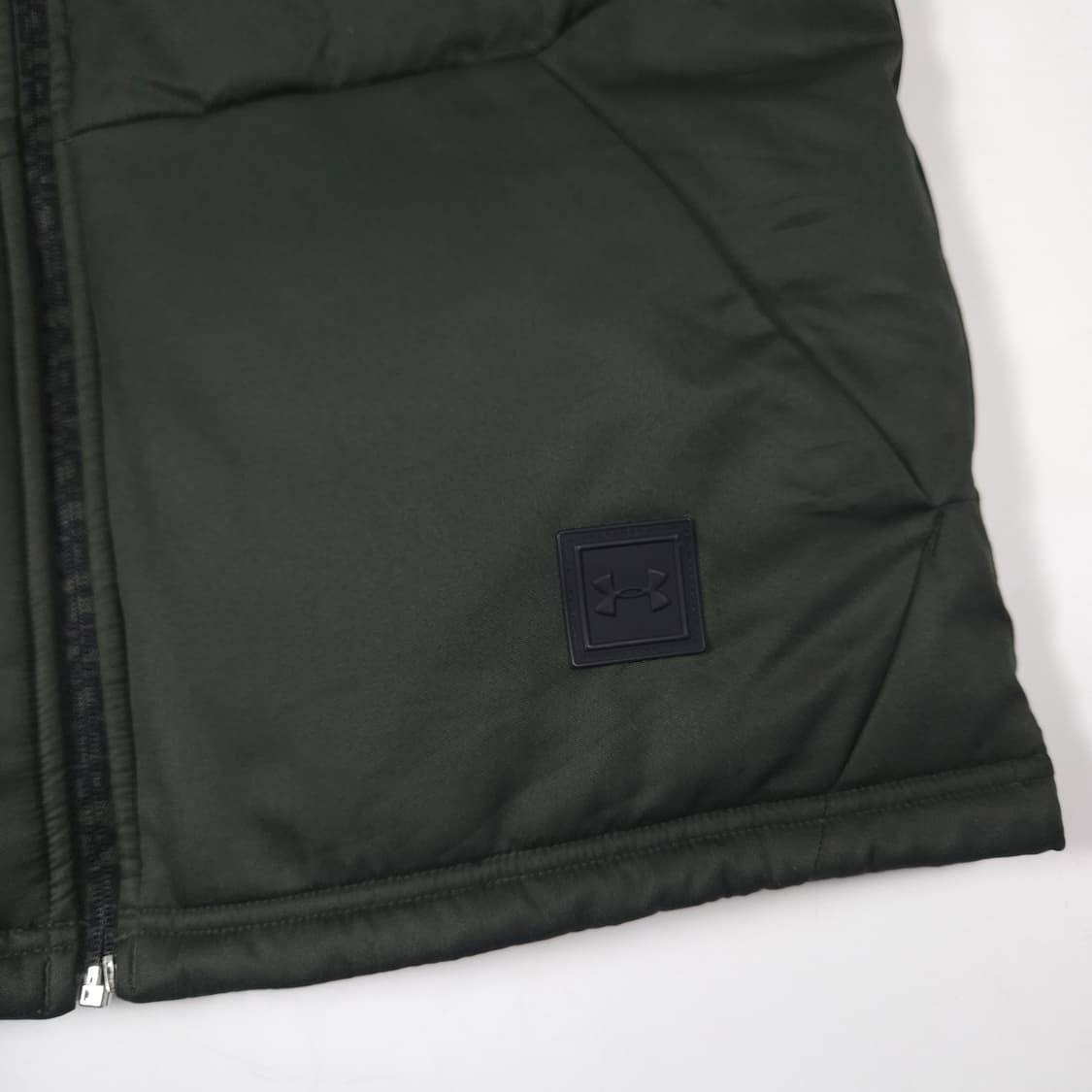 언더아머 덕다운 조끼 패딩 상품이미지2