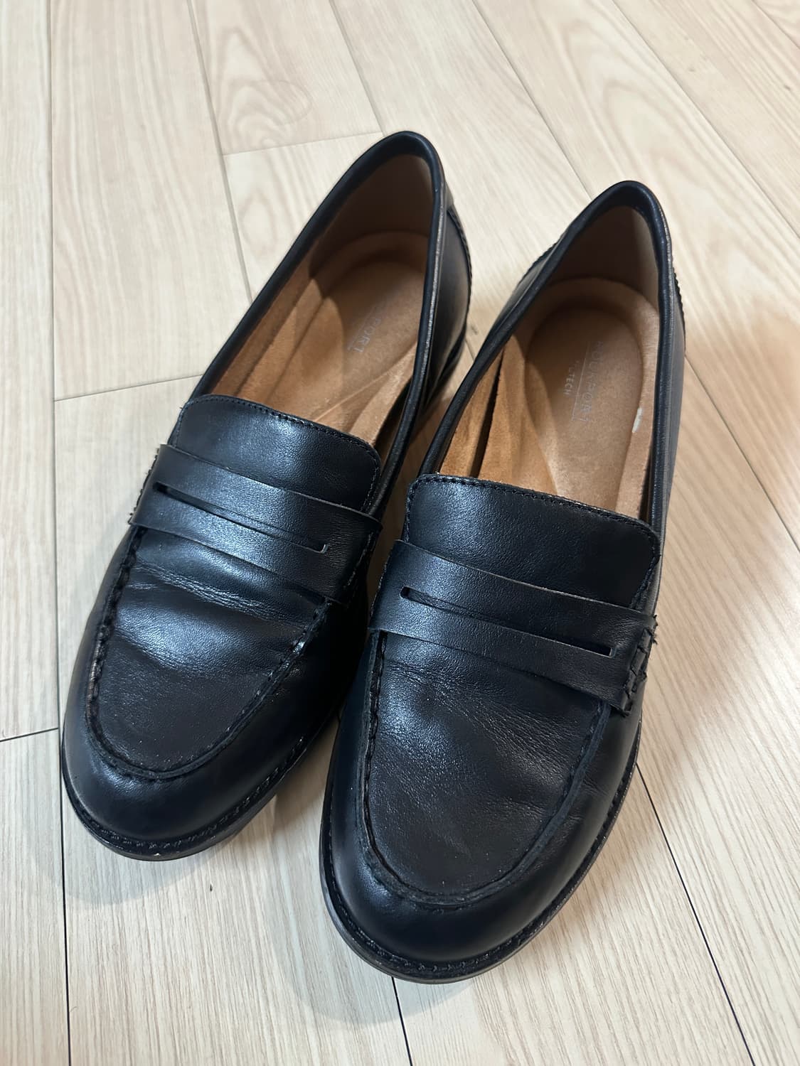 락포트 여성 페니 로퍼 RWELISEA 블랙 245 상품이미지1