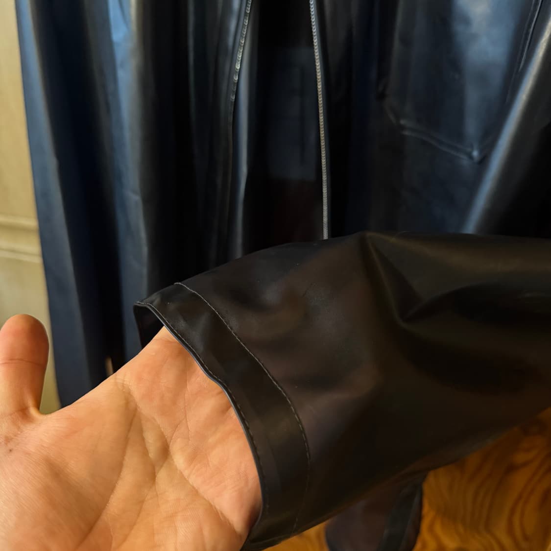 에르메스 페이크 가죽 자켓 판매 합니다. 상품이미지5