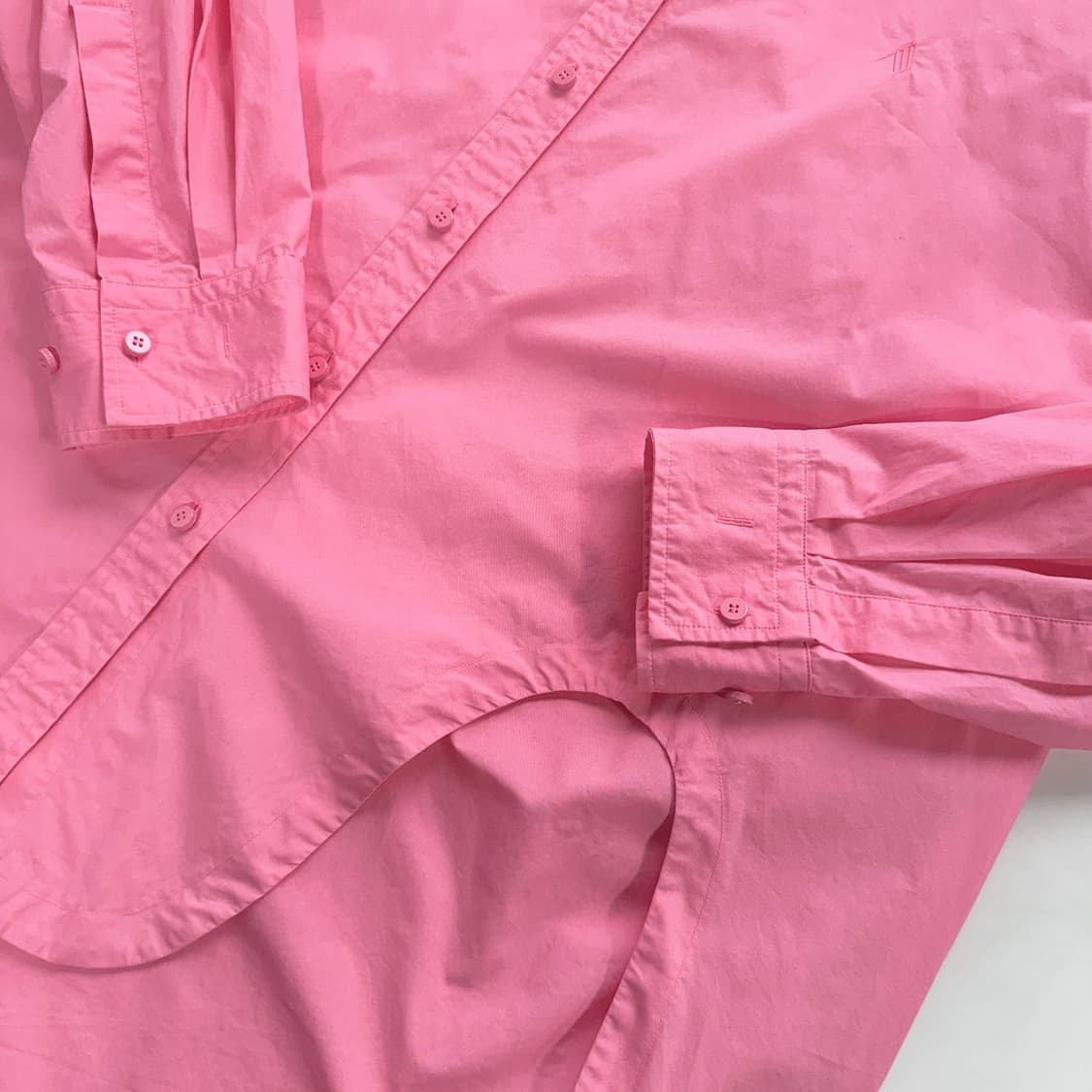 디아티코 THE ATTICO 22 컷아웃 오버핏 셔츠 상품이미지6