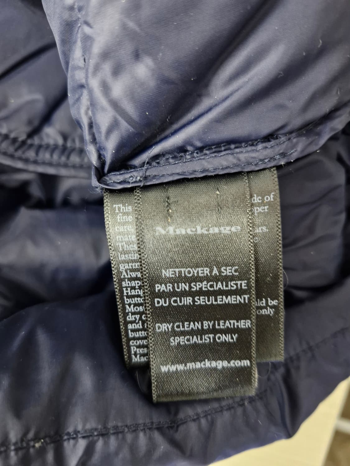 MACKAGE 맥케이지 라이트웨이트 덕다운 패딩 상품이미지9