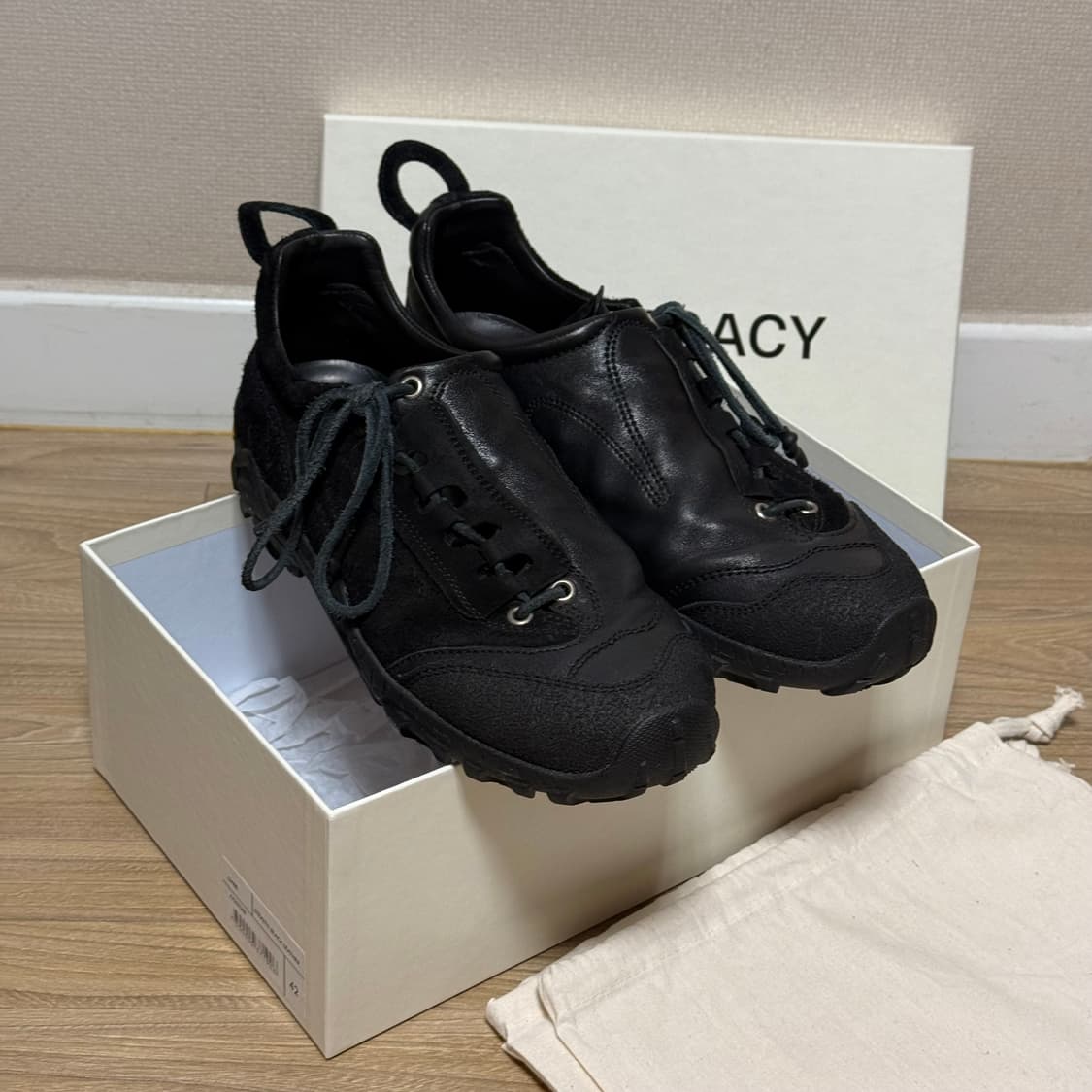 [42] 아워레가시 가베 스텔스 블랙 레더 상품이미지1