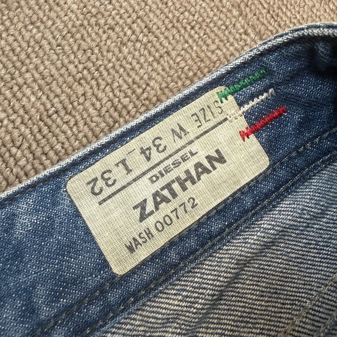 diesel ZATHAN 디젤 자탄 부츠컷 데님 34 상품이미지3