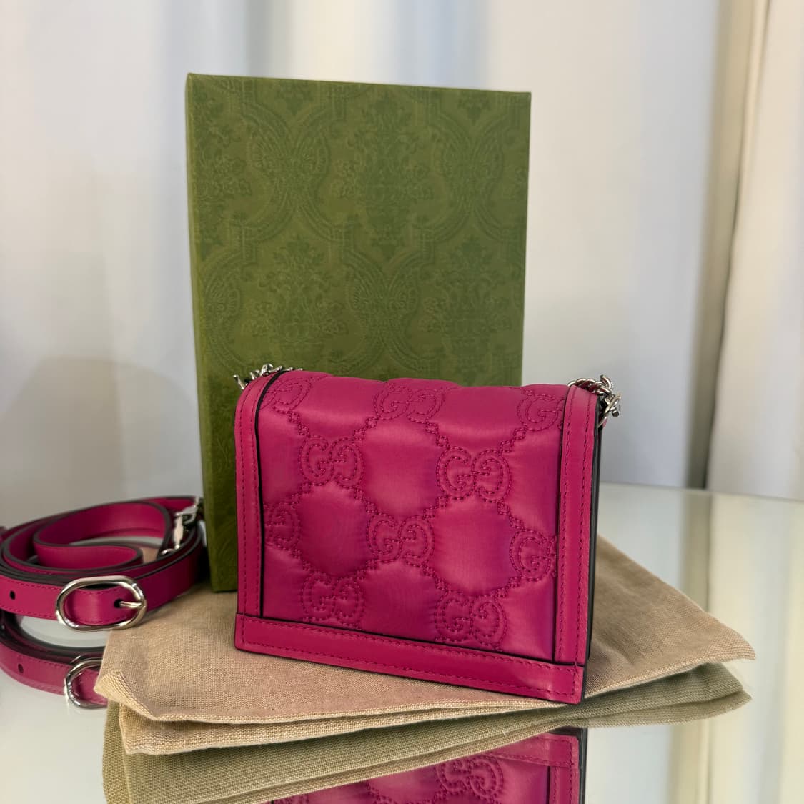 [정품] 구찌 GG 마틀라세 미니 크로스백 723777 상품이미지6