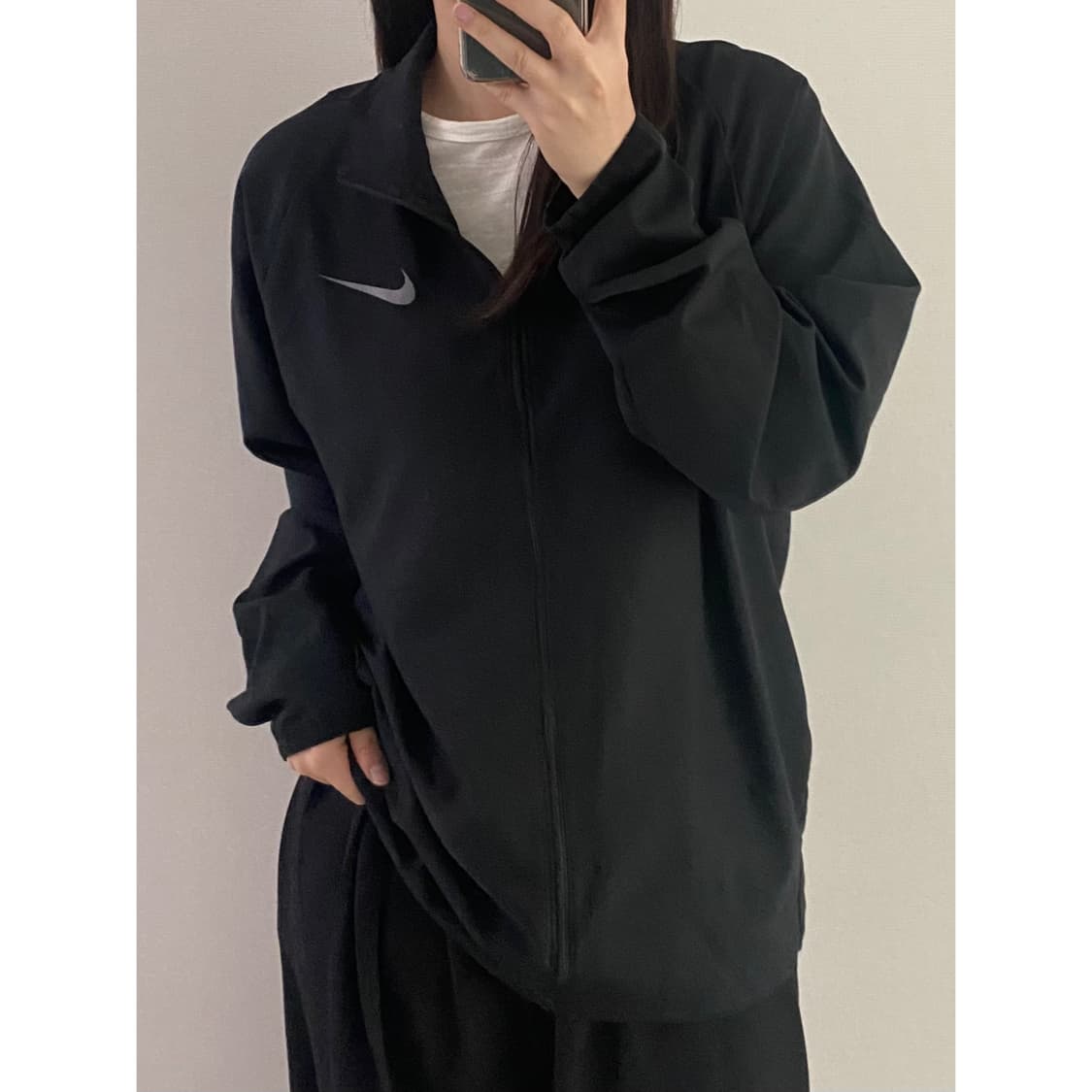 나이키 경량 바람막이 상품이미지1