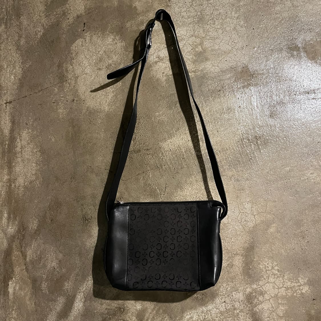 셀린느 크로스백 상품이미지1