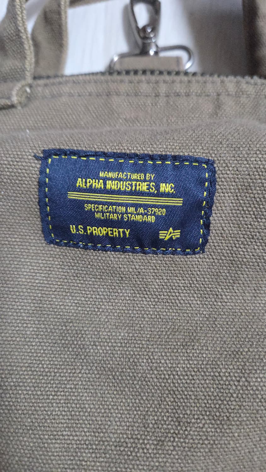 (착샷) 알파인더스트리 헬멧백 워크웨어 숄더백 상품이미지5