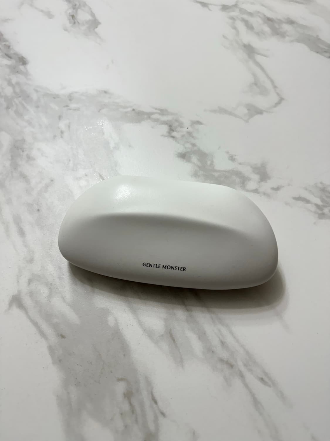 젠틀몬스터 쿠보 01 블랙 상품이미지6