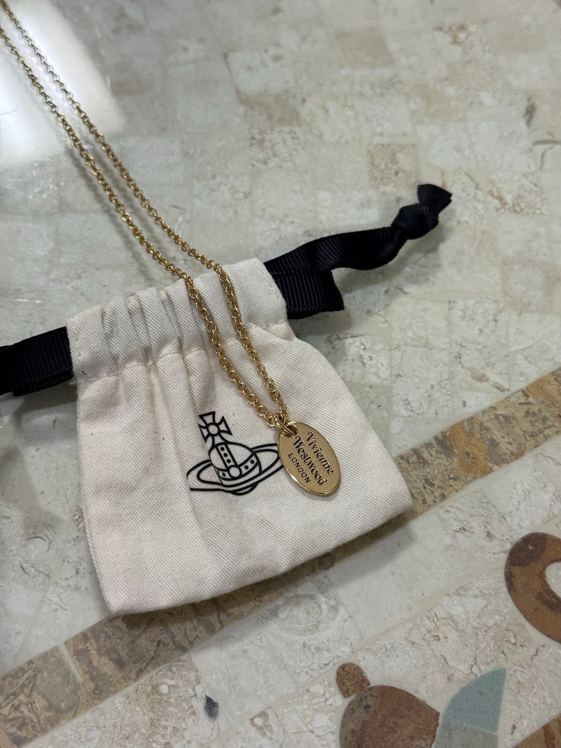 비비안웨스트우드 금장 투웨이 목걸이 상품이미지4