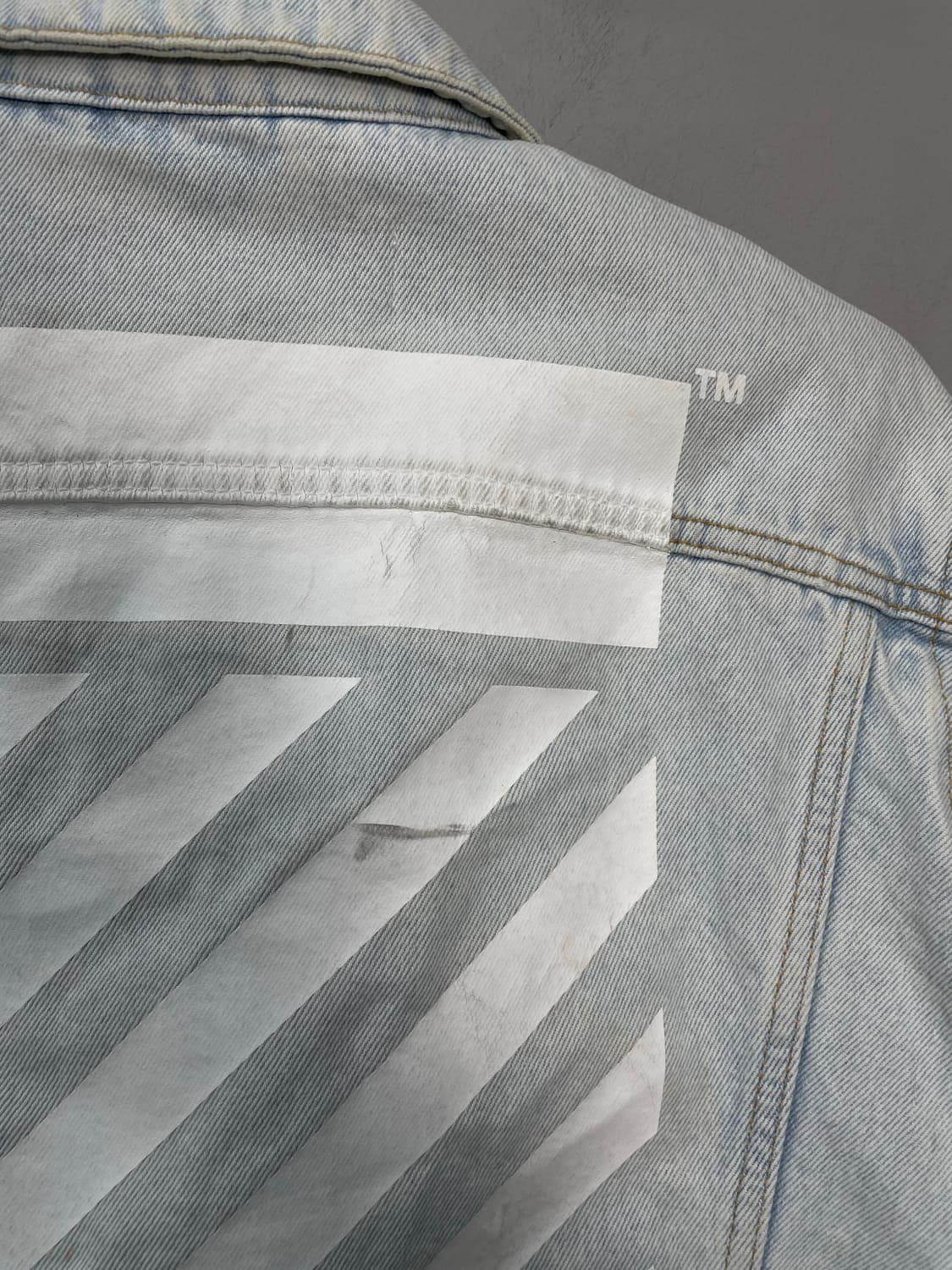 오프화이트 백 디아그 프린팅 데님 자켓 H1084 상품이미지9