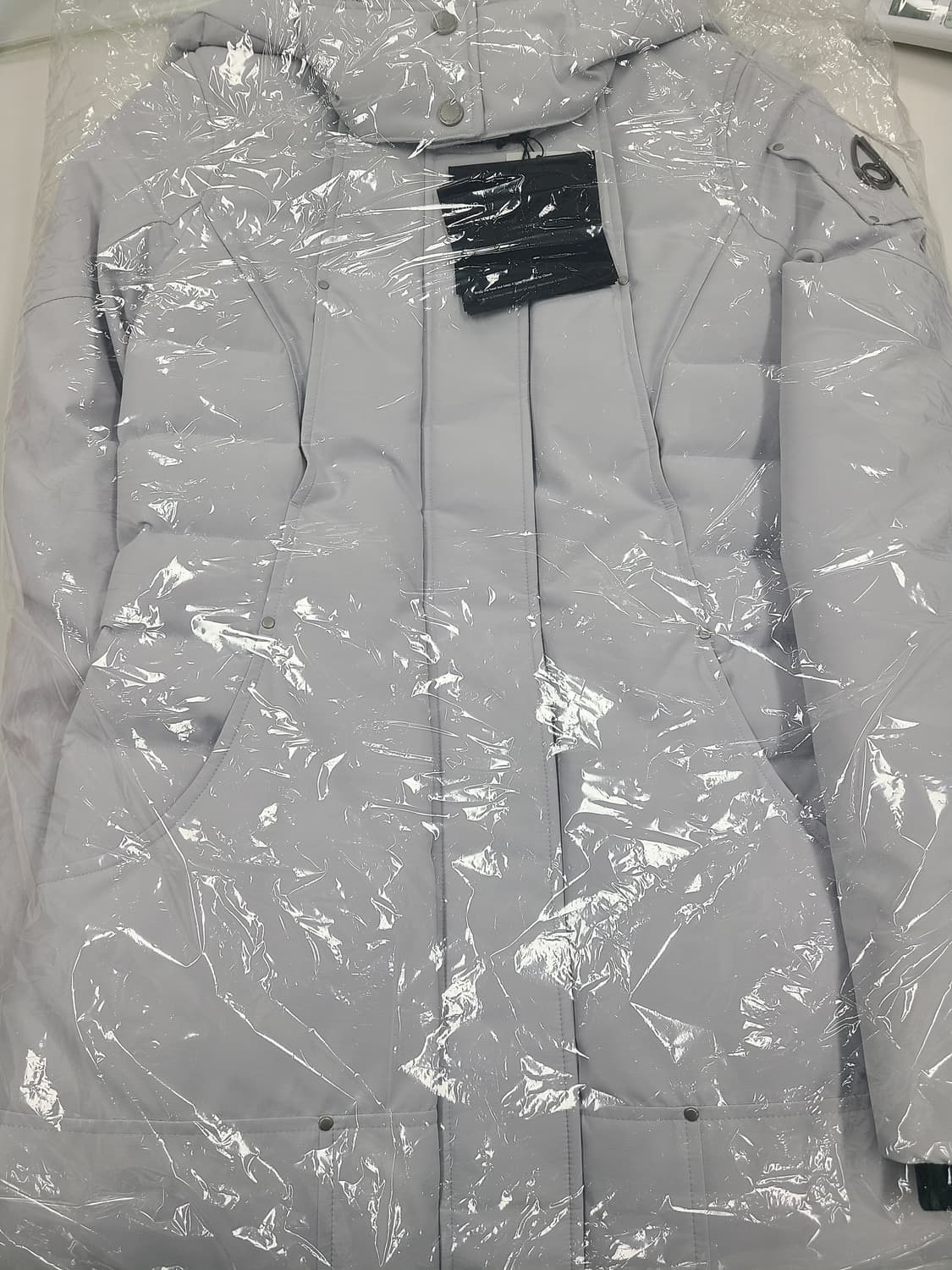 무스너클 여성 패딩 사이즈xs 상품이미지2