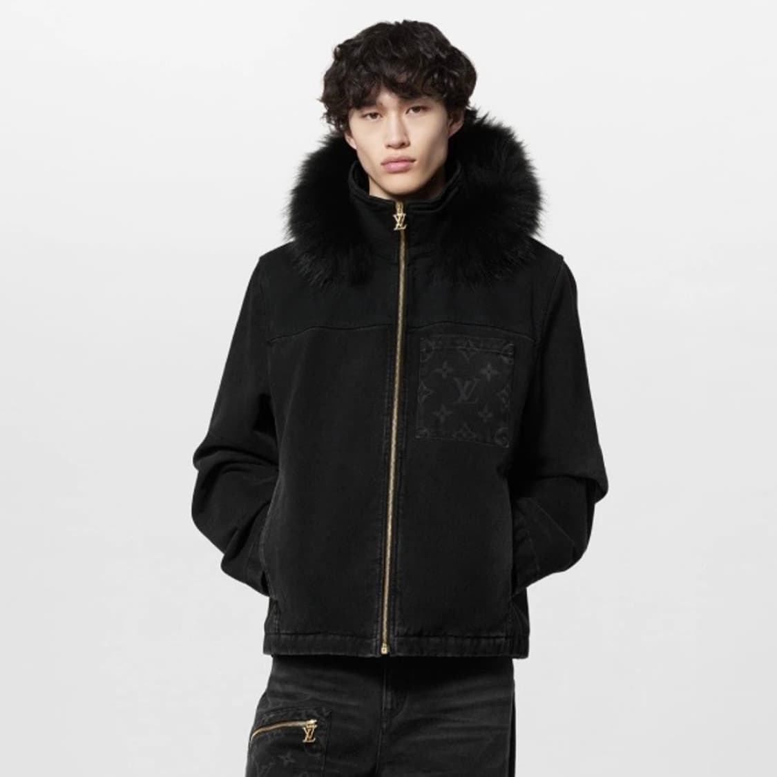 [미사용/56] 루이비통 모노그램 데님 퍼 후드 블랙 자켓 상품이미지7