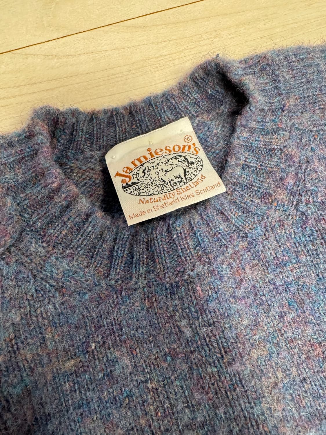 Jamieson‘s shetland wool 크루넥 니트 상품이미지4