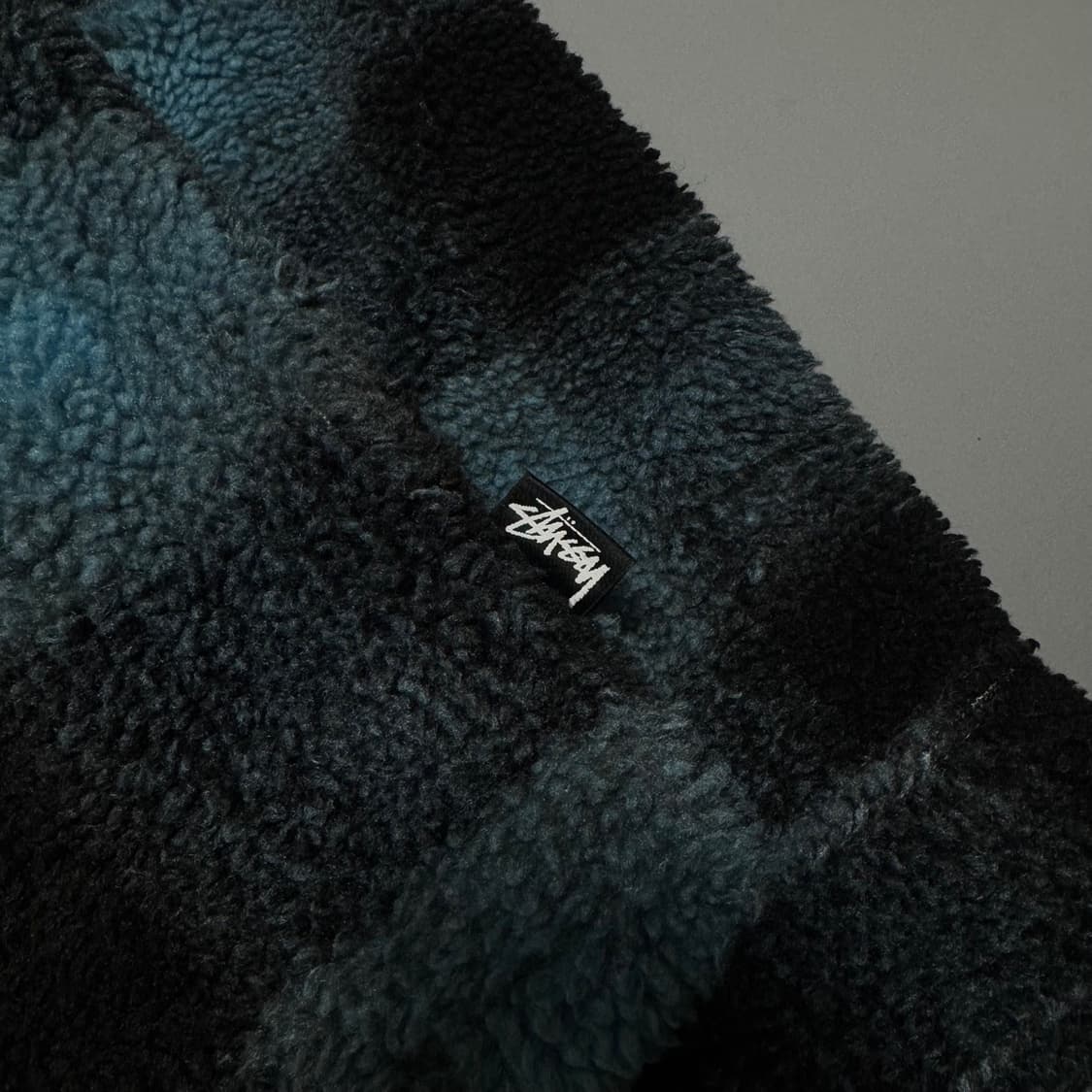 스투시(STUSSY) 블루컬러 쉐도우 플리에드 패턴 집업 쉐르파 자켓 상품이미지5