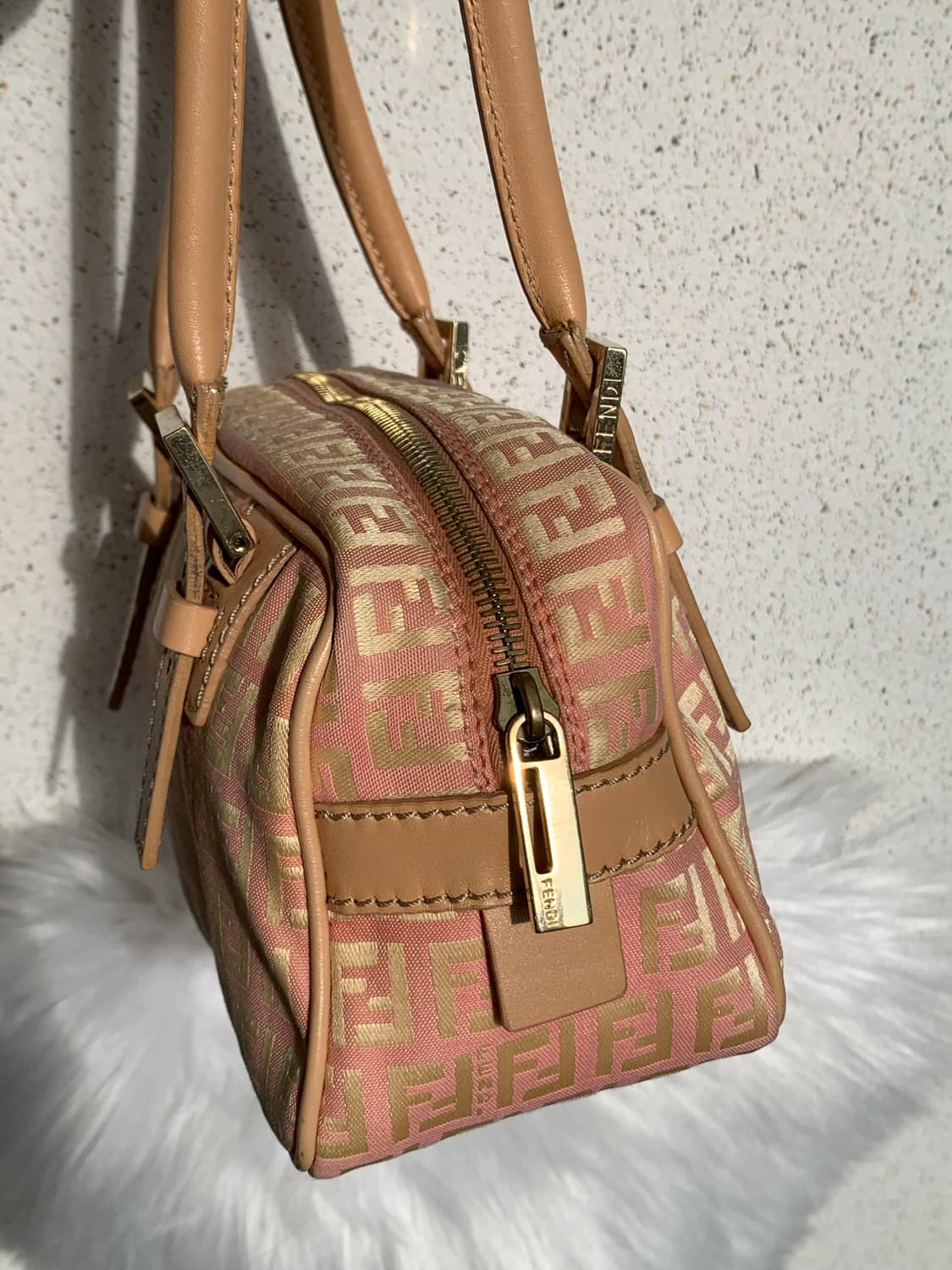유일매물💞 FENDI 주카 패턴 핑크 토트 숄더백 상품이미지6