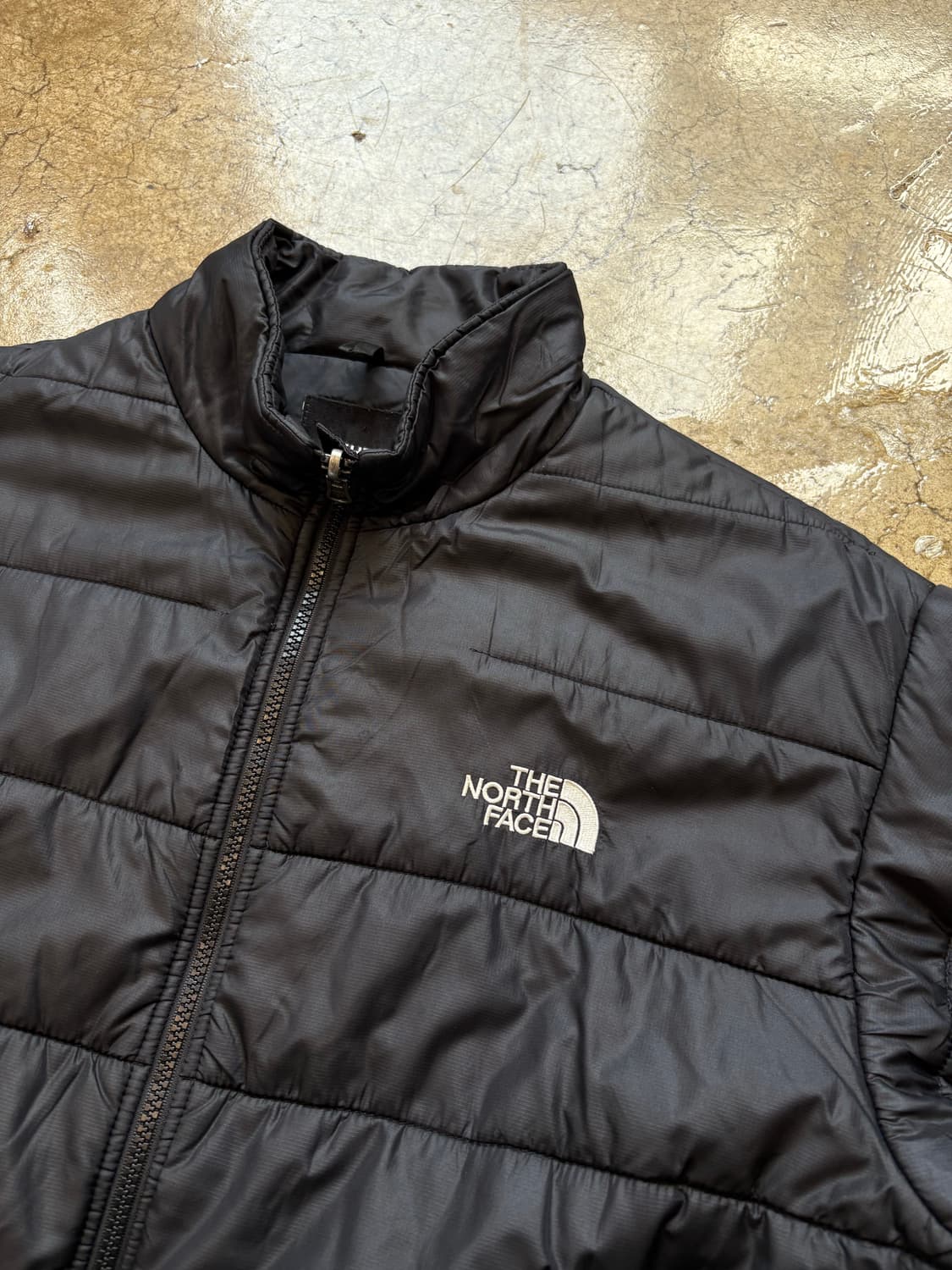 노스페이스 경량 패딩 상품이미지2