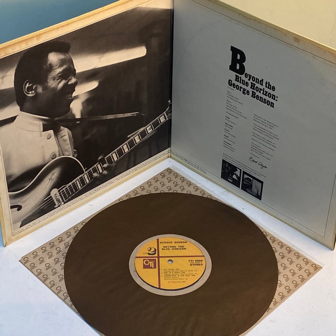 (LP-재즈) George Benson-Beyond The Blue 상품이미지3