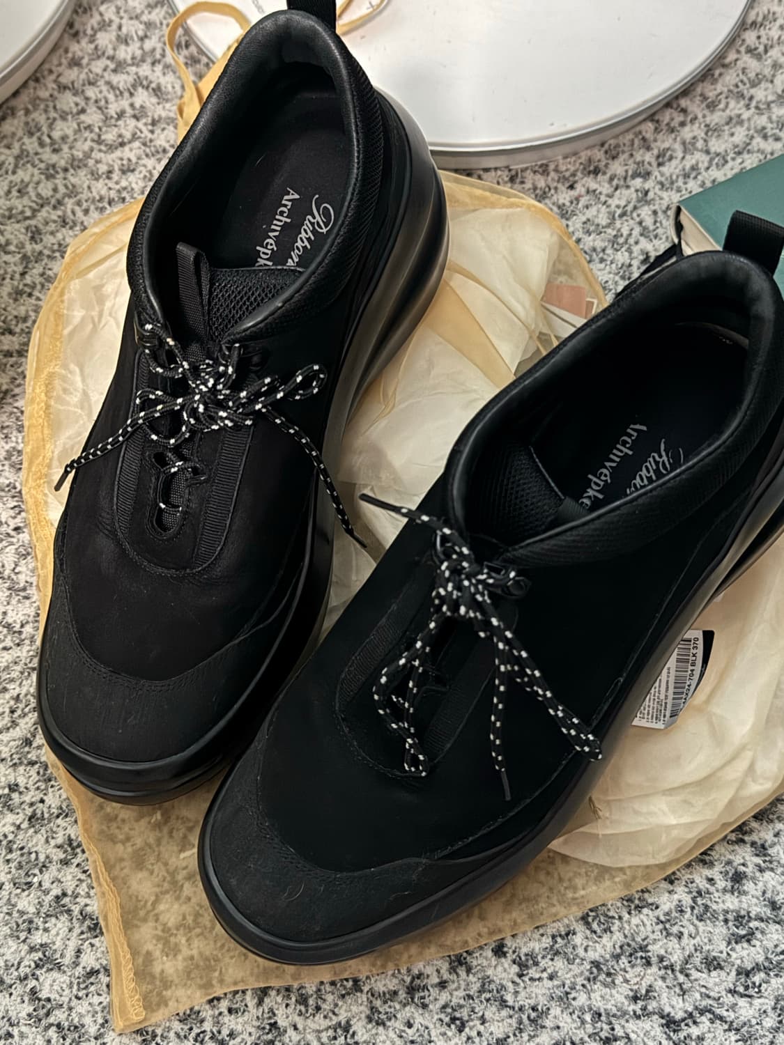 아카이브앱크 리본빛 플랫폼 스니커즈 370 (240) 상품이미지3