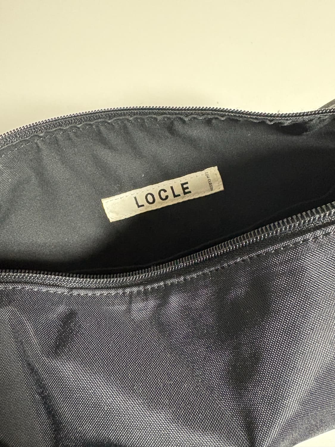 로클 스냅 스몰 백 블랙 상품이미지3