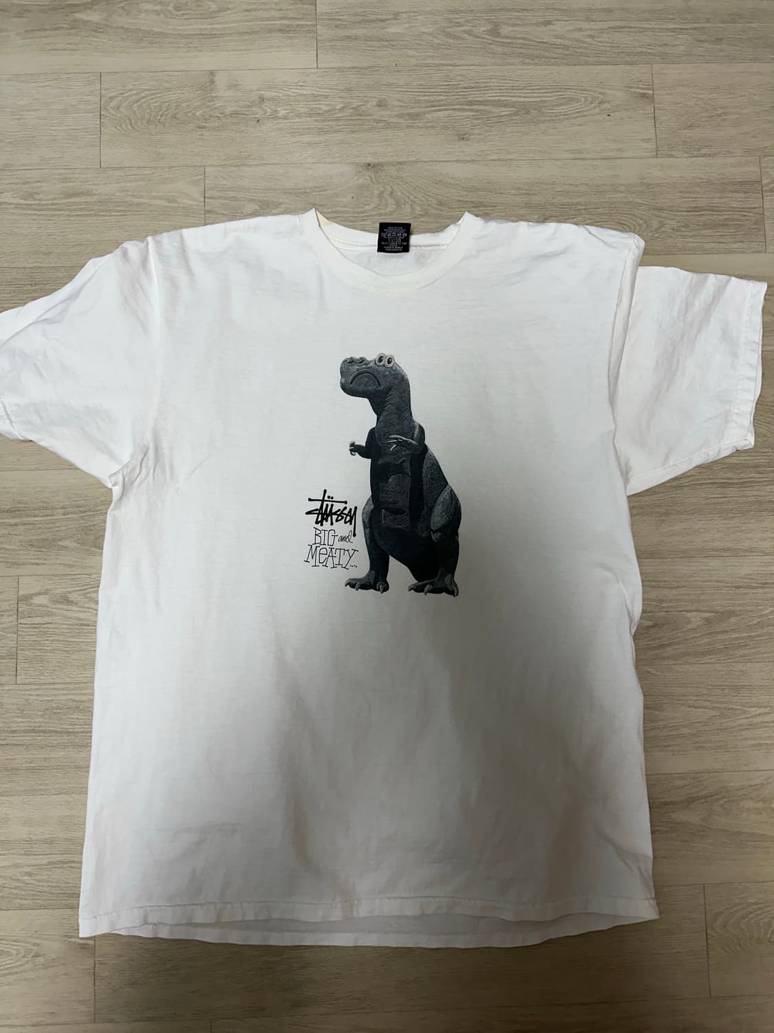 스투시 빅 앤 미트 피그먼트 다이드 티셔츠 상품이미지1