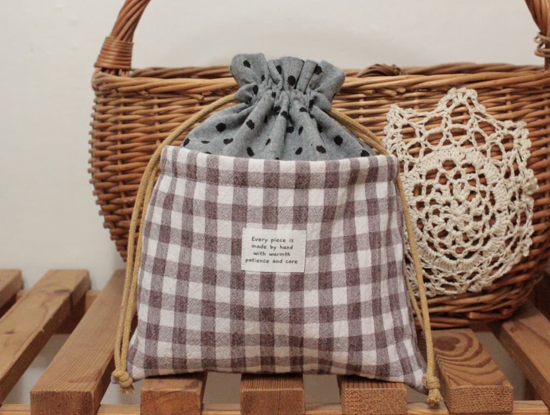 핸드메이드 도트 스트링 파우치  상품이미지2