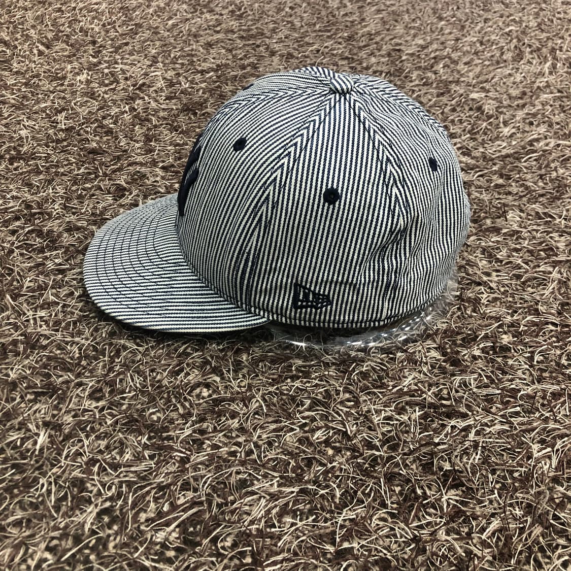 뉴에라 59fifty 스트라이프 뉴욕 양키스 캡 상품이미지2