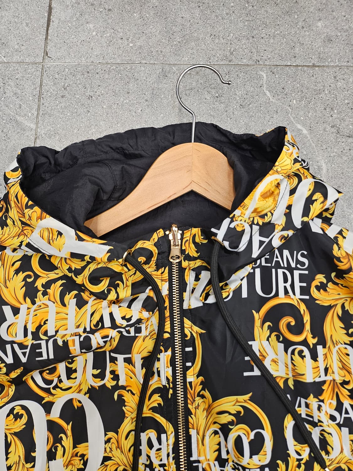 베르사체 진스 쿠튀르 VERSACE JEANS COUTURE집업자켓 L 상품이미지4