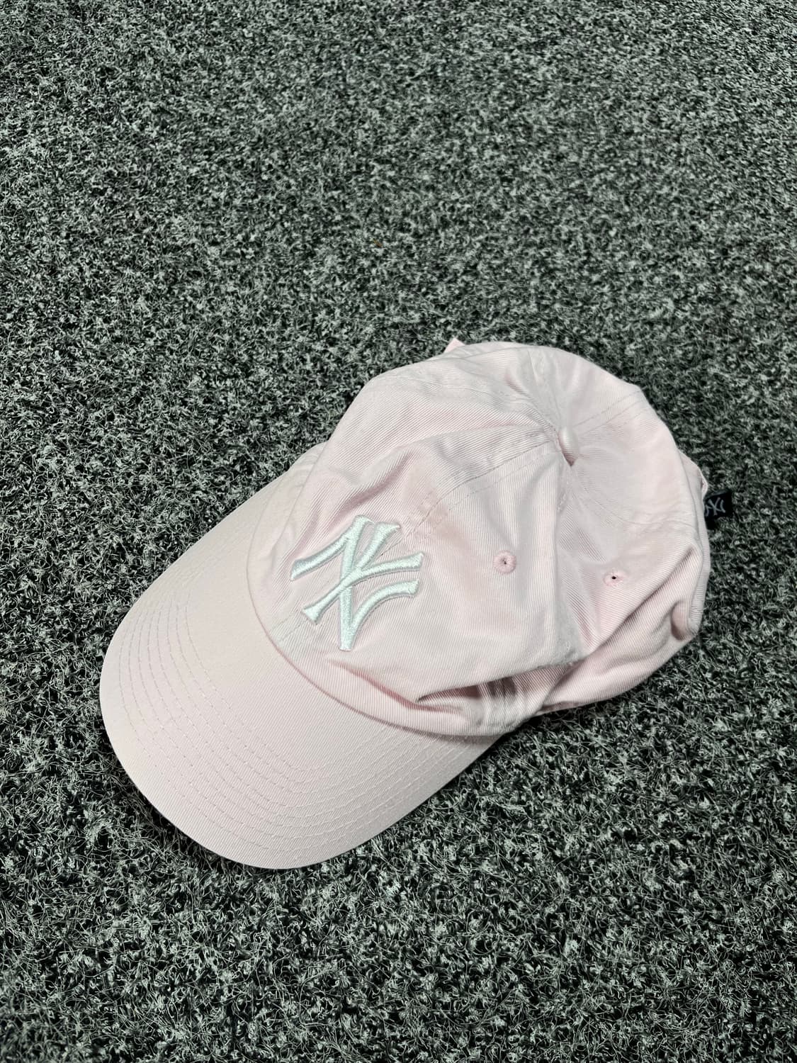 뉴에라 MLB 핑크색 볼캡 모자 상품이미지1