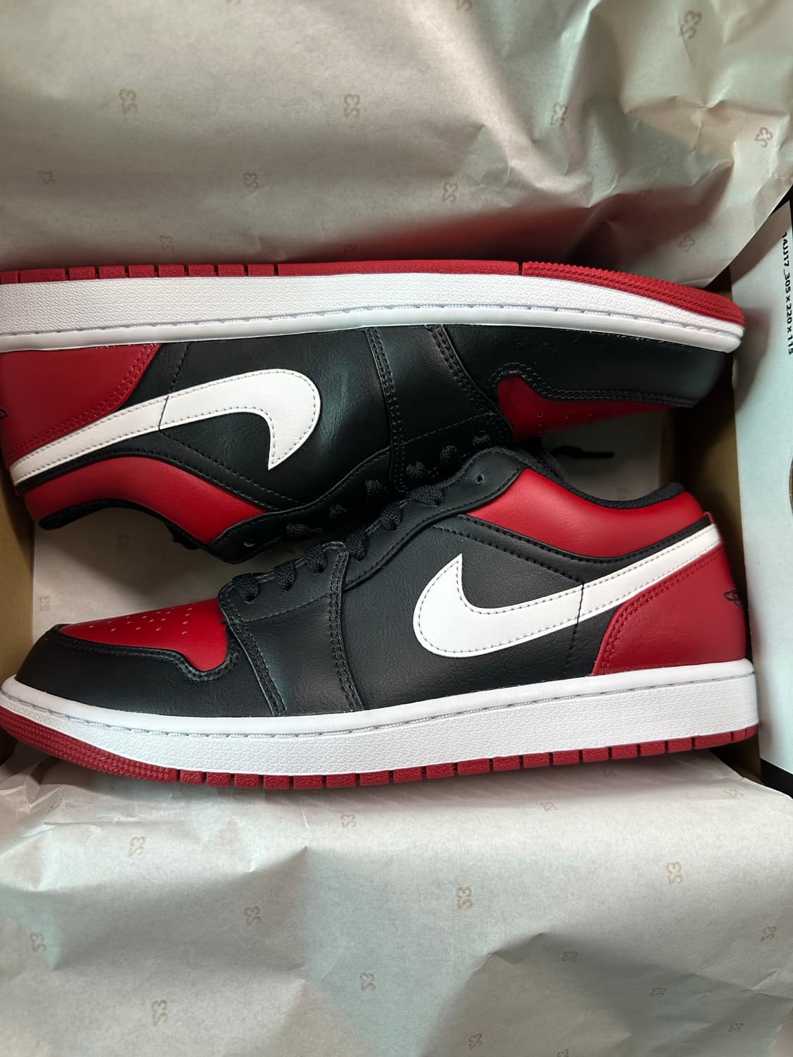 조던 1 로우 얼터네이트 브레드토 새상품 상품이미지1