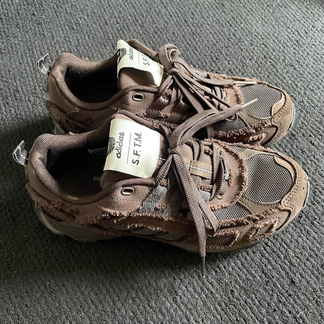 (250)아디다스x송포더뮤트 쉐도우터프 상품이미지3