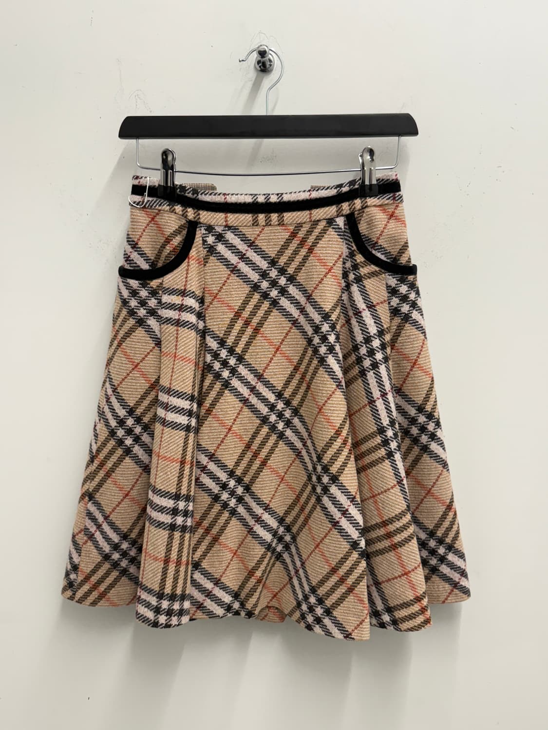 BURBERRY 버버리 노바체크 미디스커트 36 상품이미지1