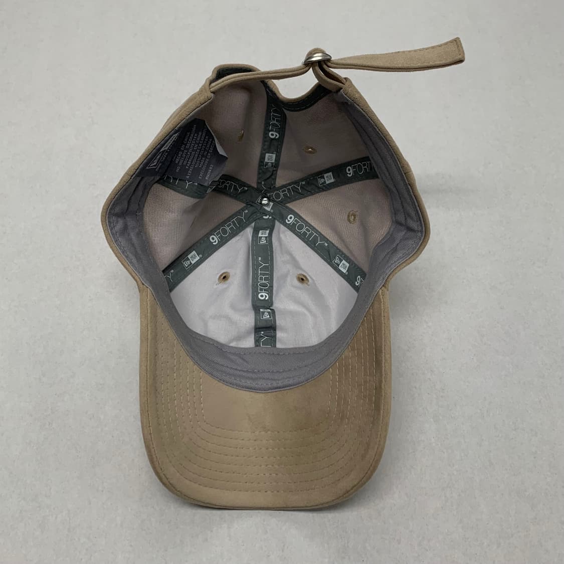 뉴에라 9FORTY NYC 스웨이드 볼캡 모자 상품이미지4